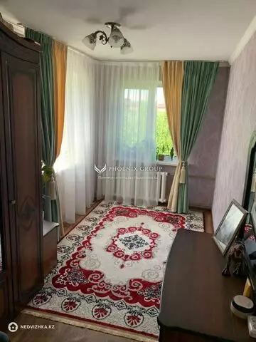 2-комнатная квартира, этаж 4 из 4, 46 м²