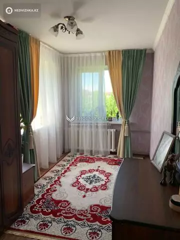 2-комнатная квартира, этаж 4 из 4, 46 м²