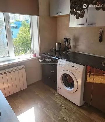 2-комнатная квартира, этаж 4 из 4, 43 м²