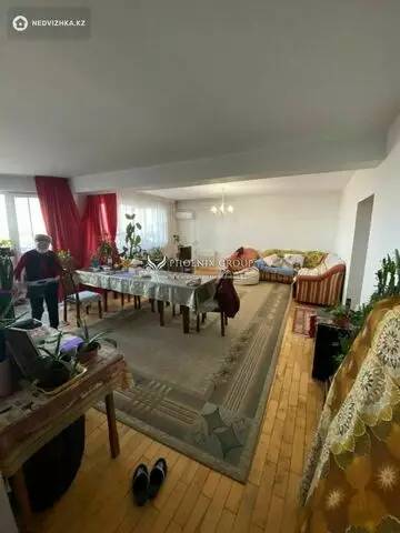 2-комнатная квартира, этаж 5 из 5, 85 м²