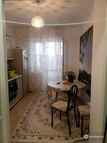 1-комнатная квартира, этаж 6 из 9, 40 м²