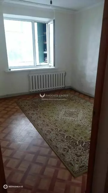 2-комнатная квартира, этаж 3 из 5, 43 м²