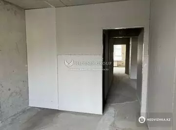 3-комнатная квартира, этаж 1 из 7, 87 м²