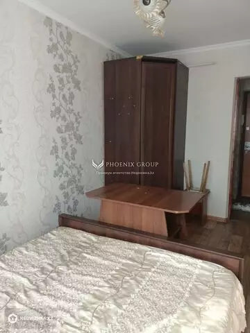 2-комнатная квартира, этаж 4 из 5, 44 м²