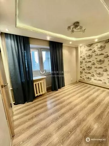 2-комнатная квартира, этаж 2 из 4, 40 м²