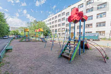 3-комнатная квартира, этаж 1 из 5, 60 м²