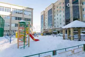 4-комнатная квартира, этаж 7 из 8, 174 м²