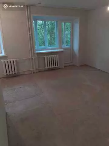 3-комнатная квартира, этаж 3 из 5, 59 м²