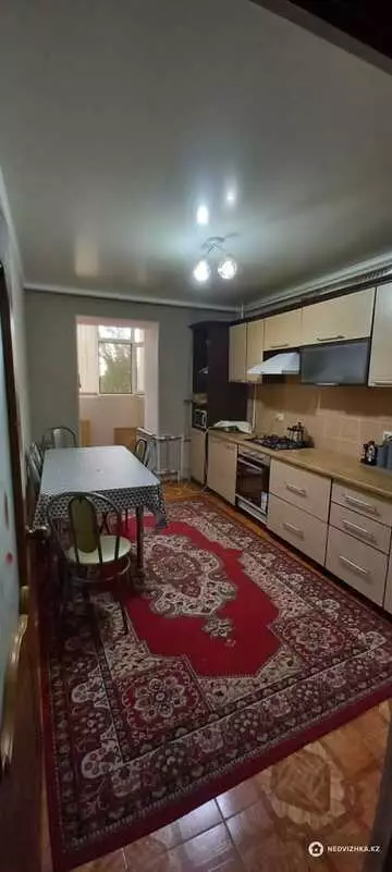 80 м², 3-комнатная квартира, этаж 2 из 10, 80 м², изображение - 2