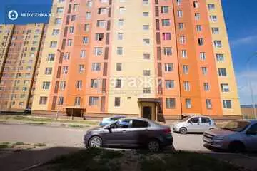 3-комнатная квартира, этаж 8 из 12, 80 м²