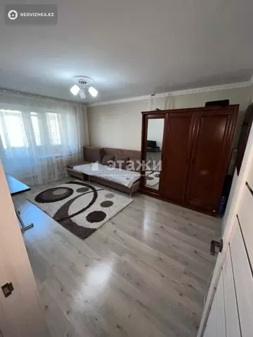 3-комнатная квартира, этаж 2 из 4, 72 м²