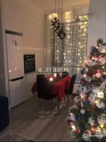 2-комнатная квартира, этаж 9 из 10, 42 м²