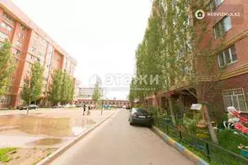 2-комнатная квартира, этаж 4 из 9, 50 м²