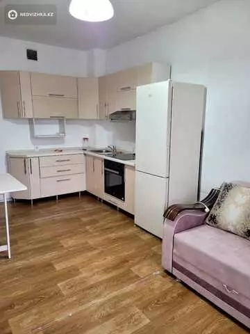 1-комнатная квартира, этаж 9 из 16, 48 м²