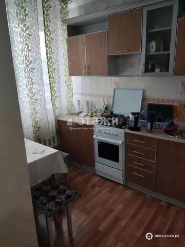 1-комнатная квартира, этаж 8 из 10, 34 м²