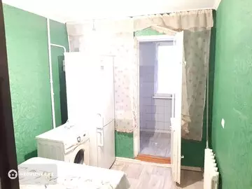 3-комнатная квартира, этаж 2 из 5, 60 м², на длительный срок