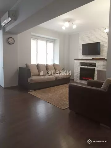 4-комнатная квартира, этаж 4 из 5, 88 м²