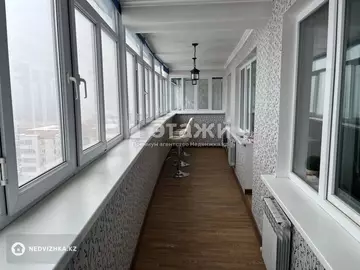 5-комнатная квартира, этаж 16 из 16, 145 м²