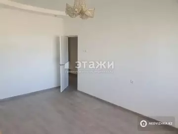 3-комнатная квартира, этаж 9 из 9, 72 м²