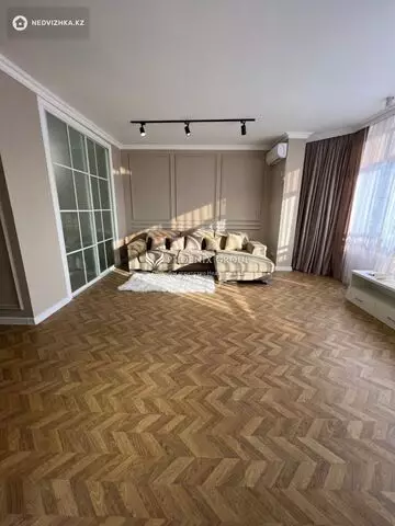 2-комнатная квартира, этаж 5 из 5, 52 м²