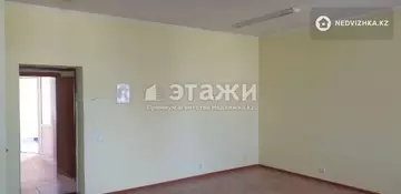 11-комнатная квартира, этаж 3 из 3, 300 м²