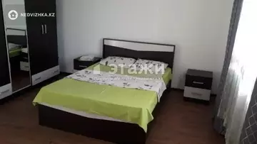2-комнатная квартира, этаж 7 из 13, 72 м², на длительный срок