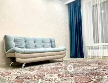 1-комнатная квартира, этаж 4 из 12, 40 м²