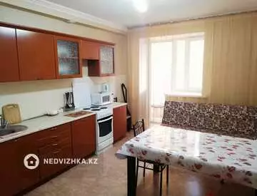 45 м², 1-комнатная квартира, этаж 7 из 12, 45 м², посуточно, изображение - 4