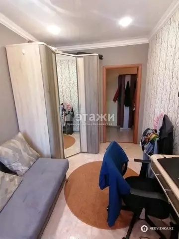 3-комнатная квартира, этаж 4 из 10, 71 м²