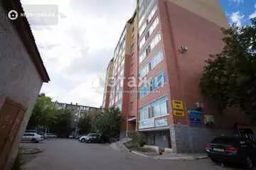 1-комнатная квартира, этаж 7 из 10, 49 м²