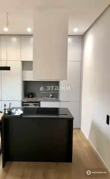 60 м², 2-комнатная квартира, этаж 4 из 12, 60 м², изображение - 1