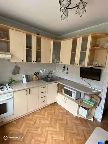 3-комнатная квартира, этаж 3 из 4, 75 м²