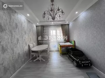 3-комнатная квартира, этаж 3 из 24, 82 м²