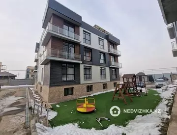 3-комнатная квартира, этаж 1 из 3, 88 м²