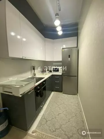 2-комнатная квартира, этаж 3 из 9, 43 м²