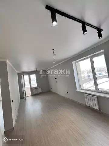 50 м², 2-комнатная квартира, этаж 3 из 15, 50 м², изображение - 0