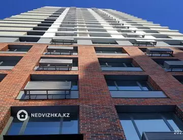 2-комнатная квартира, этаж 19 из 24, 52 м², на длительный срок