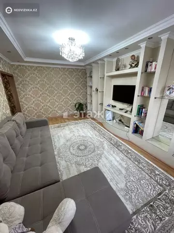 3-комнатная квартира, этаж 5 из 9, 84 м²