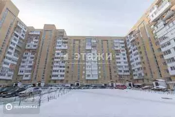 1-комнатная квартира, этаж 10 из 11, 38 м²