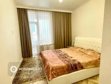 3-комнатная квартира, этаж 8 из 16, 99 м²