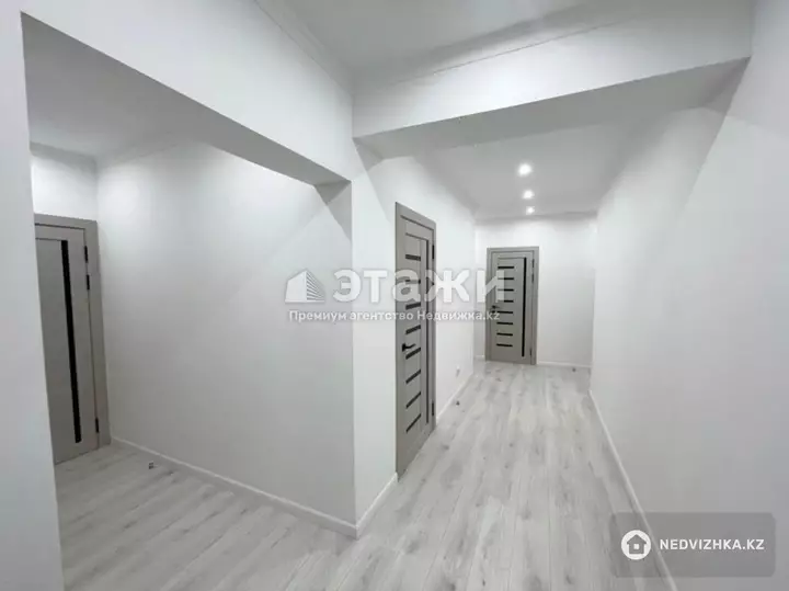 95 м², 3-комнатная квартира, этаж 5 из 13, 95 м², на длительный срок, изображение - 1