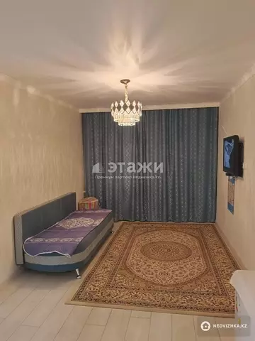 2-комнатная квартира, этаж 5 из 5, 42 м²