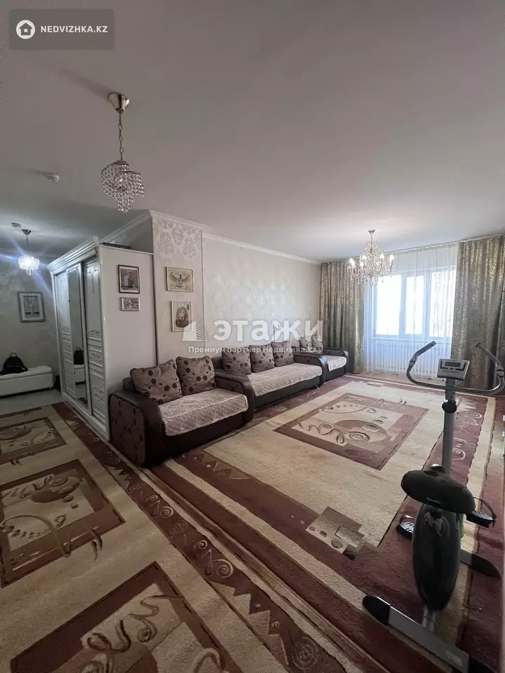 90.4 м², 3-комнатная квартира, этаж 11 из 17, 90 м², изображение - 1