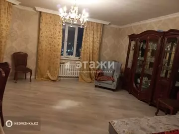 3-комнатная квартира, этаж 9 из 9, 109 м²