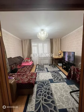 2-комнатная квартира, этаж 1 из 9, 63 м²