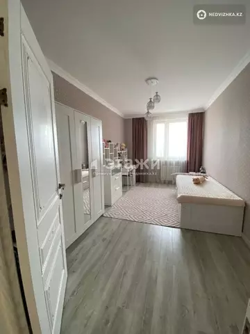 4-комнатная квартира, этаж 12 из 16, 117 м²