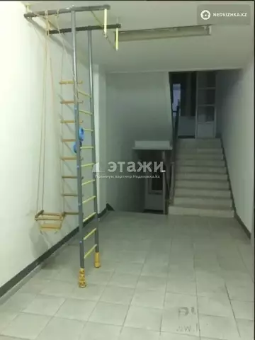 2-комнатная квартира, этаж 5 из 9, 87 м²