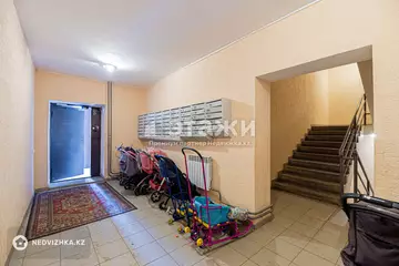 1-комнатная квартира, этаж 4 из 5, 58 м²