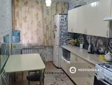 4-комнатная квартира, этаж 1 из 5, 76 м²