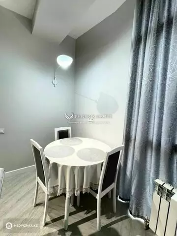 3-комнатная квартира, этаж 5 из 13, 60 м²